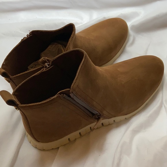 Cole Haan zerogrand side zip boots - Picture 2 of 2